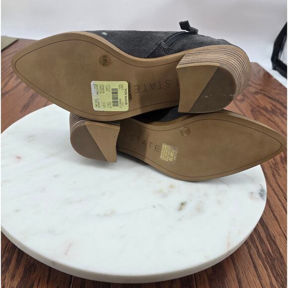 1State
Loka Grey Studded Leather Ankle Boots - Picture 6 of 8